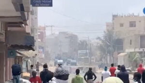 Affrontement en cours entre jeunes et forces de l’ordre à Ngor (vidéo)