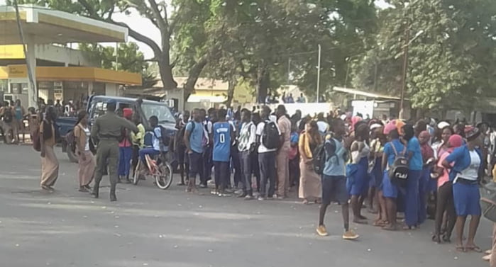 Lycée Ngoye de Bambey : Le proviseur et l’intendant relevés pour faute de gestion…
