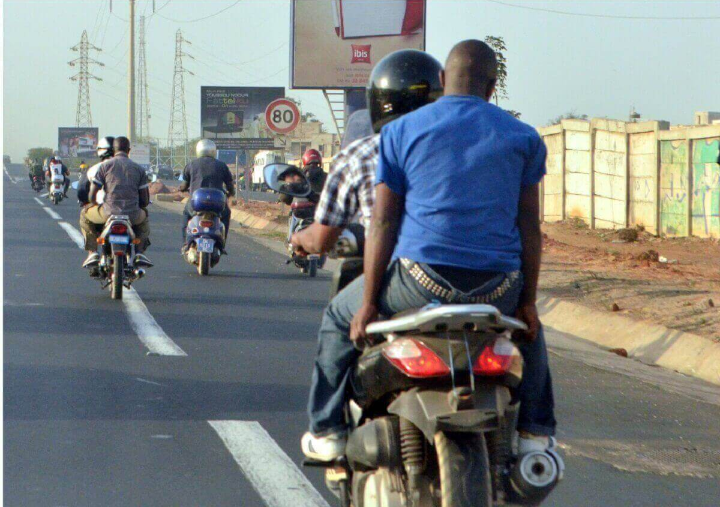 Tension politique : Les motos interdites de circuler à Dakar…