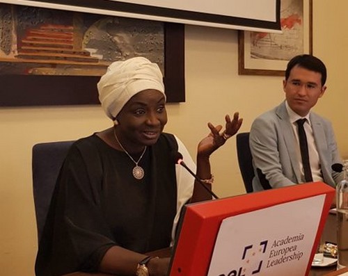 Barcelone : Aminata Touré a dénoncé « la plaie du racisme » et propose…