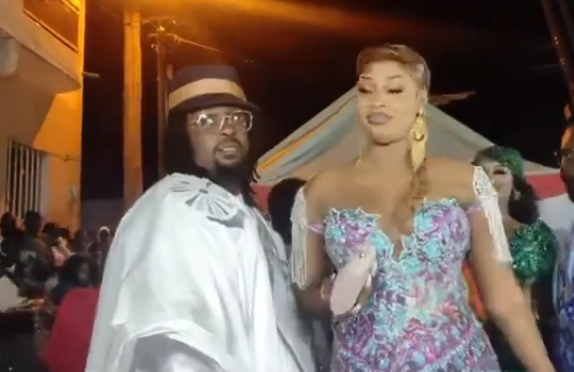 Ness « Mbeur » se tape une niarél : La femme qui a chaviré le cœur du lutteur devenu « Modou-modou »