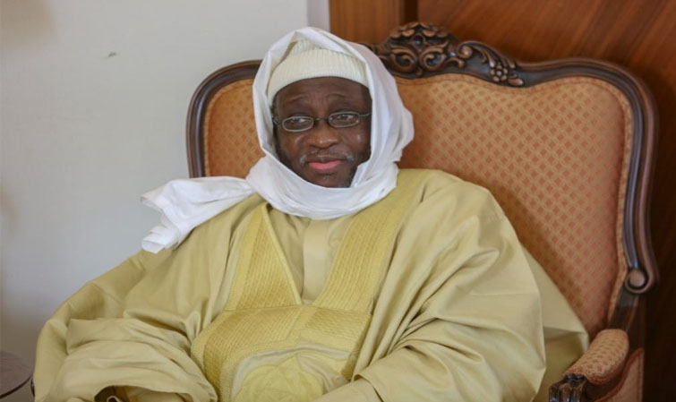 Crise au Sénégal : Le khalife des Layènnes invite à des séances de prières et recommande une aumône…