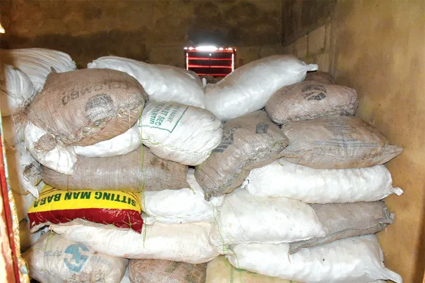 Vol de 20 tonnes de cyanure : 10 personnes interpellées à Kédougou