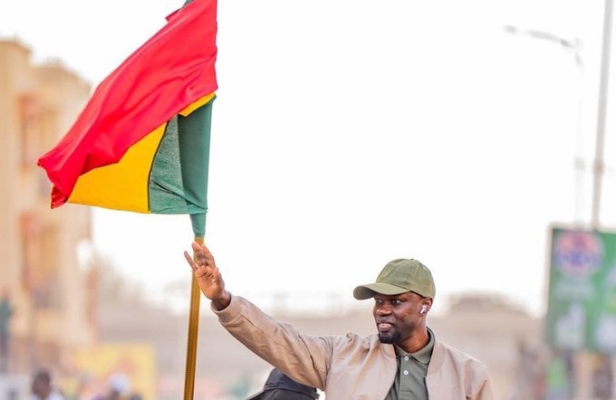 « La résilience inébranlable de Ousmane Sonko face à la trahison! », (Alioune Badara Mboup)