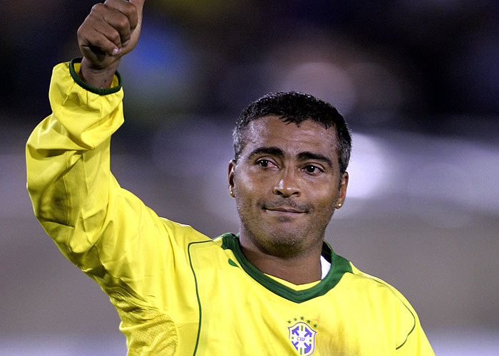 Brésil : L’ancien buteur Romario hospitalisé d’urgence