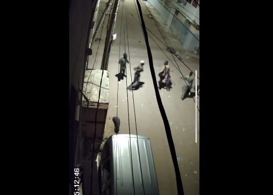 Parcelles: Une femme agressée au couteau par 2 individus. Regardez !