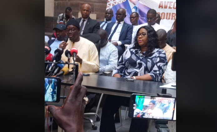 Suivez en direct le point de presse de Benno Bokk Yakaar (Senego Tv)