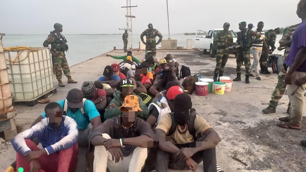 Émigration clandestine : 35 candidats interceptés par la Marine nationale (Photos)