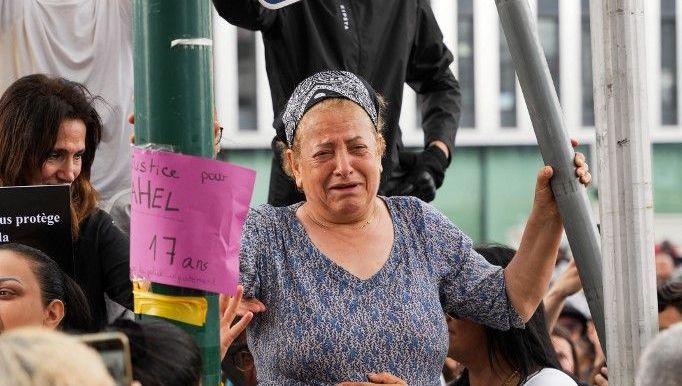 France, la grand-mère de Nahel appelle au calme