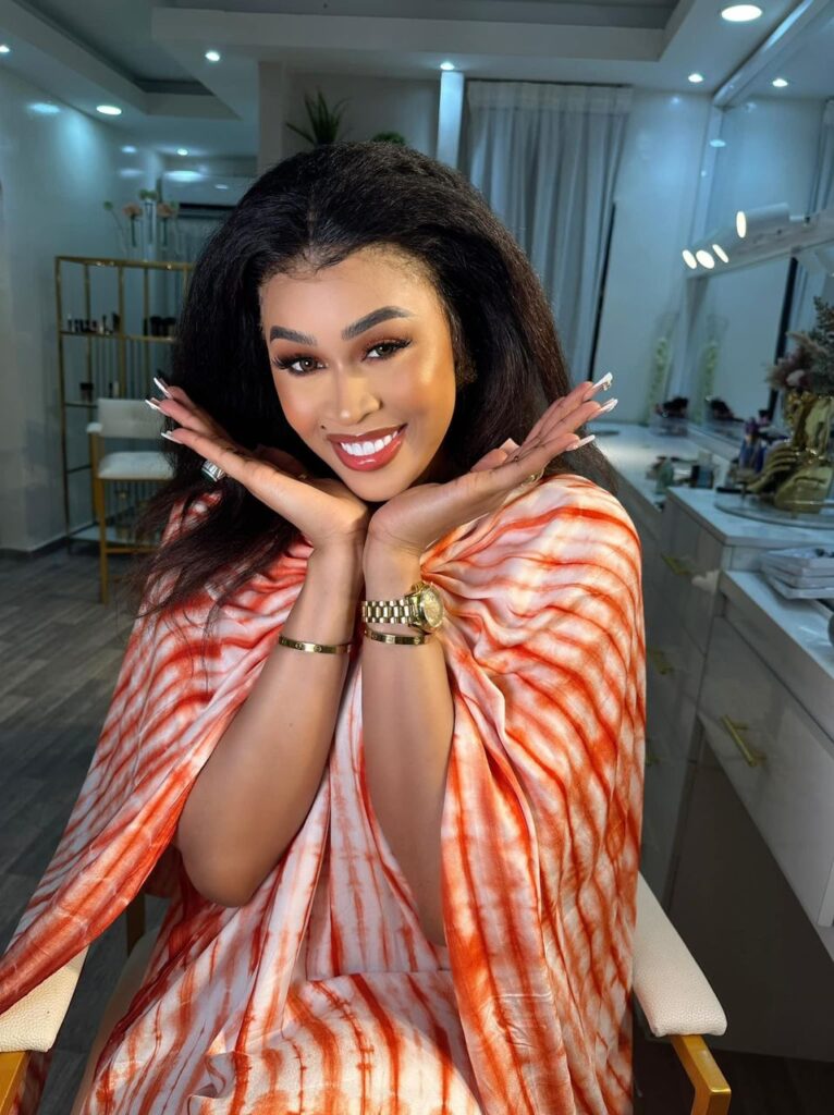 Astou Sall étale sa beauté de Miss (Photos)