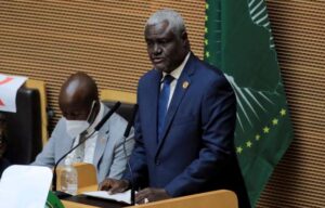 Déclaration des Sages de l’Union Africaine sur le 3e mandat : « Une manœuvre tardive pour lier Macky Sall »