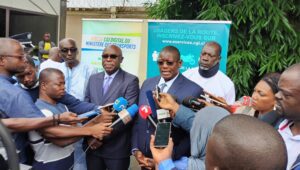 (2) Photos: Le Centre de gestion intégré en Côte d
