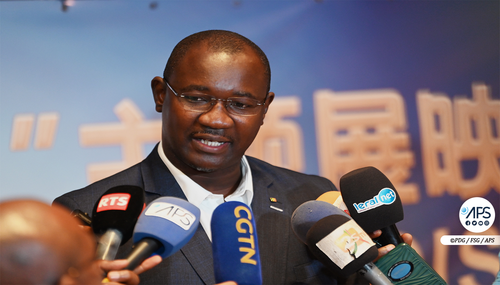 (2) Photos : Le DG de la SN-APS annonce une convention renforcée avec Xinhua, Chine nouvelle