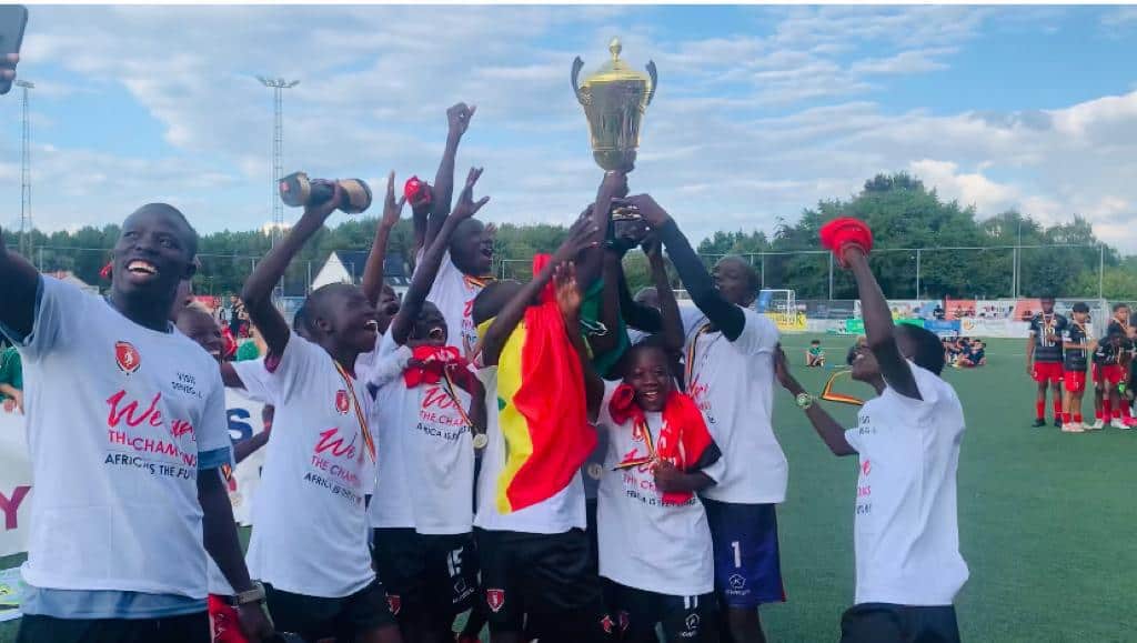 (3) Photos : Be sport Academy, première équipe africaine à remporter le 36e tournoi international de Bierbeek
