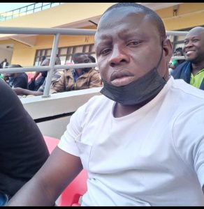 (5) Photos : Mbayang Loum, la cantatrice privilégiée des luttes dakaroises