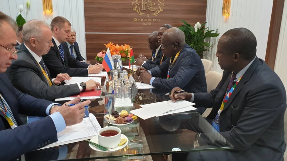 Le Burkina Faso contraint à refuser de coopérer avec le groupe Wagner ! (Par L. Bako)