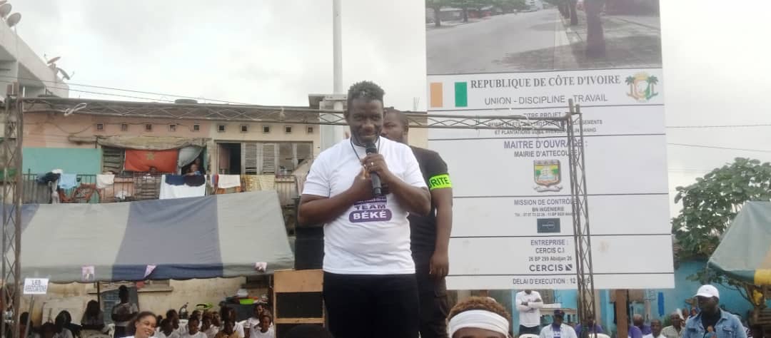 Côte d’Ivoire : Julius Olivier Béké, candidat indépendant, clôture sa campagne en vue des élections régionales et municipales