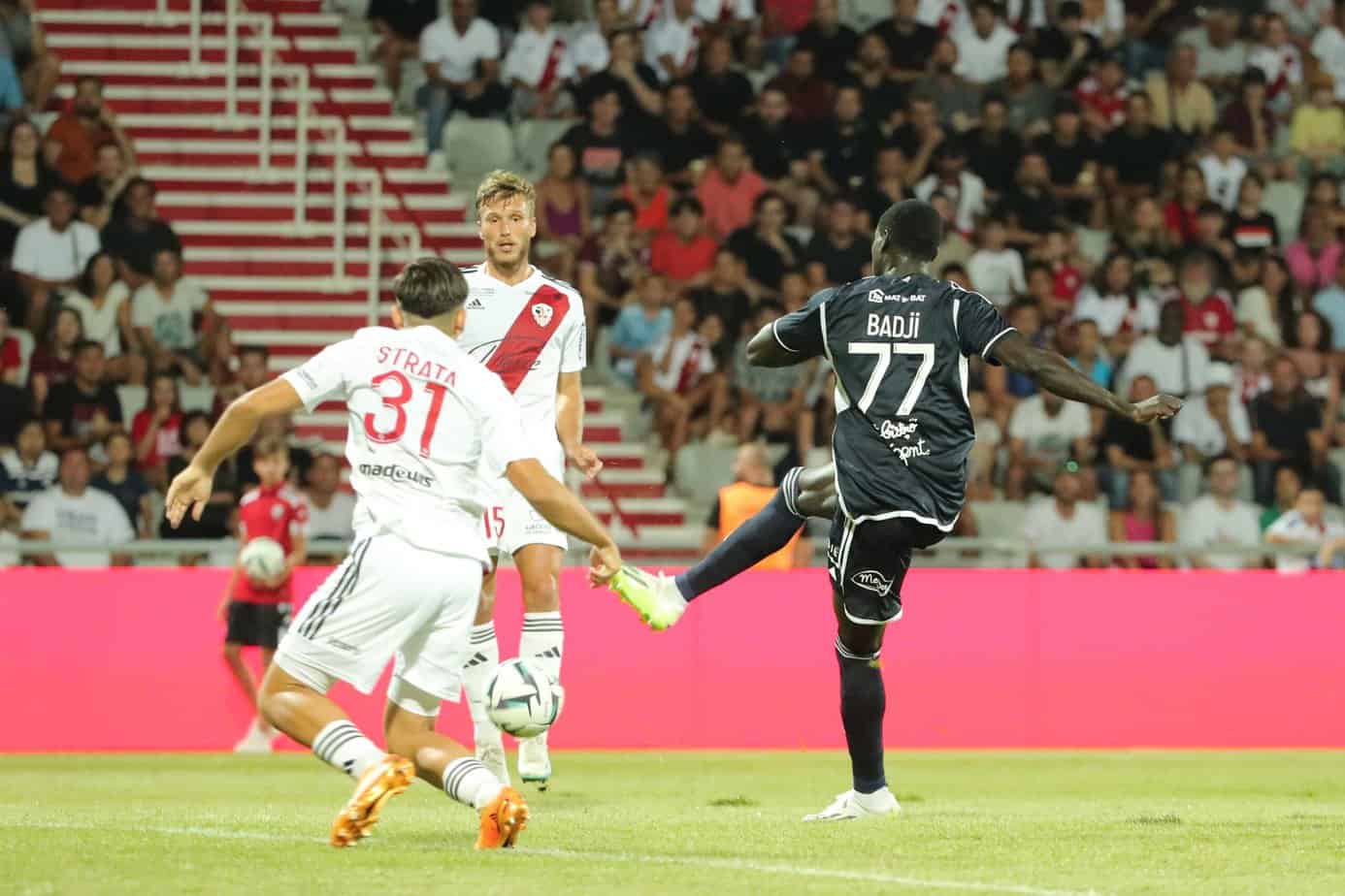 Girondins de Bordeaux et Ajaccio se neutralisent en Ligue 2