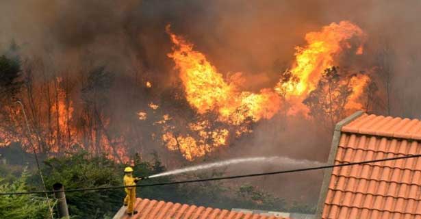 Incendie tragique à Johannesburg : 63 morts et des blessés dans un immeuble d’habitation