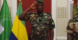 Photo: Au Gabon, le général Oligui Nguema Brice nommé à la tête du Comité de transition