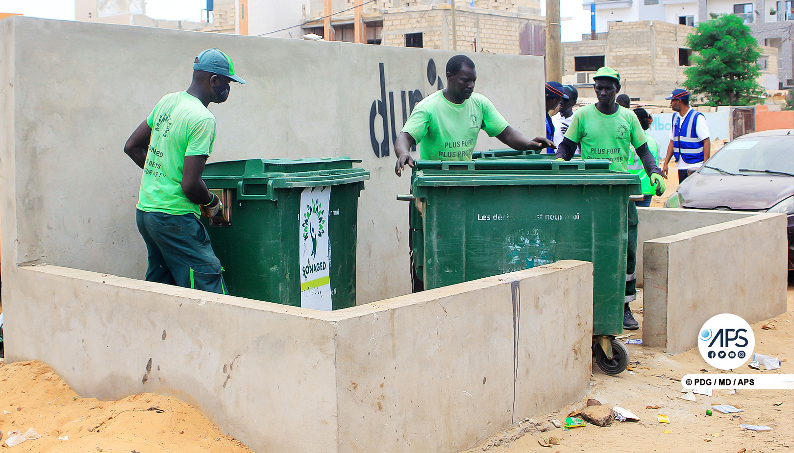 Photo : Le secteur du nettoiement se transforme en un métier accepté et acceptable - Ibrahima Diagne