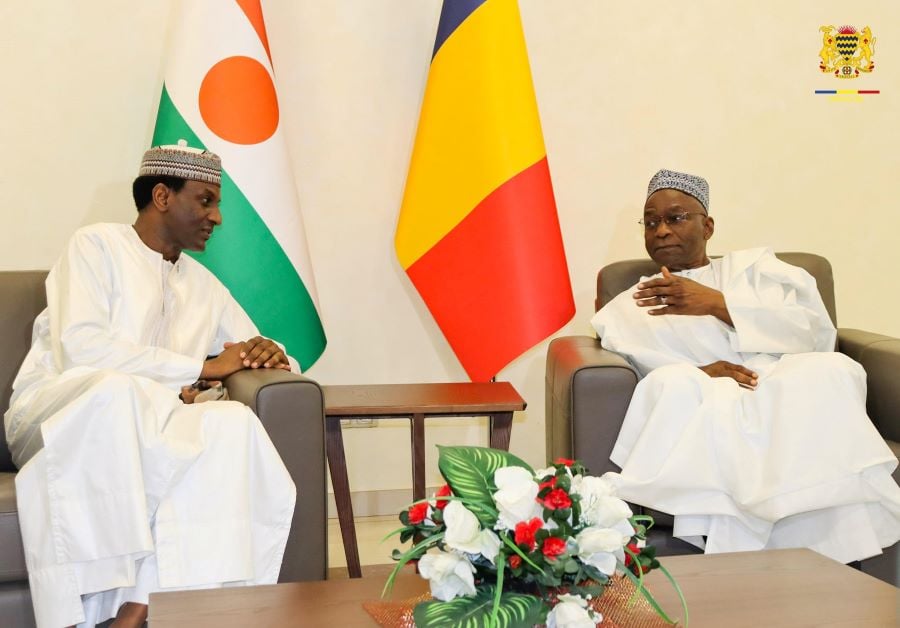 Photo : Premier voyage à l’étranger du Premier ministre nigérien, Ali Mahamane Lamine Zeine, une étape vers le Tchad