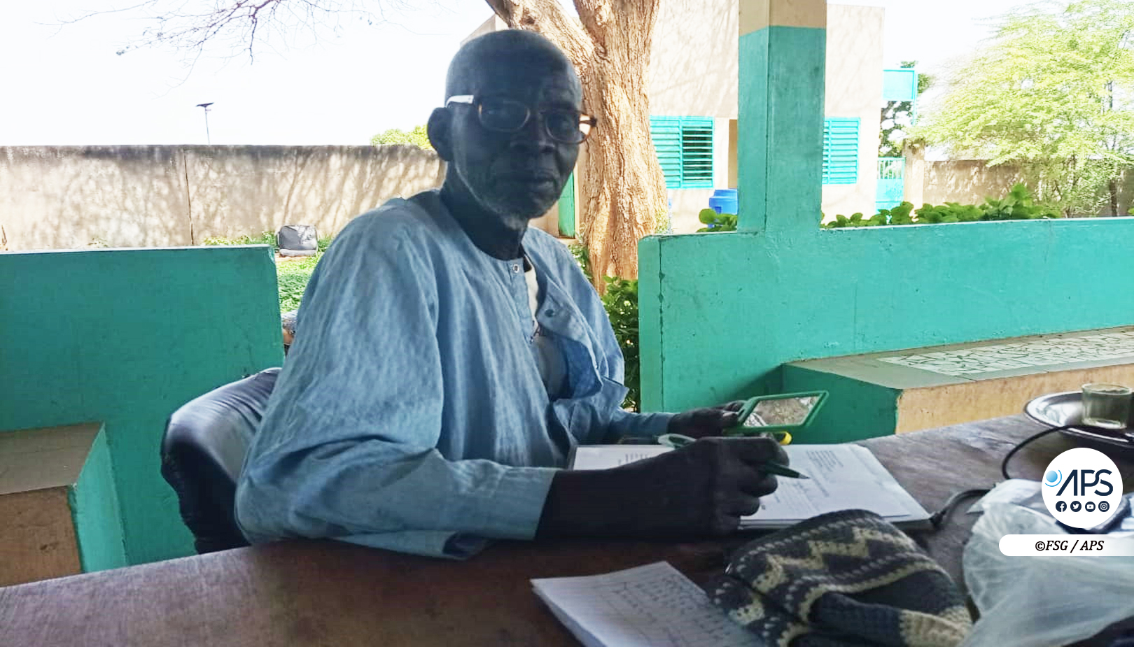 Photo : Sénégal : le chef du village de Bambey plaide pour le bitumage d