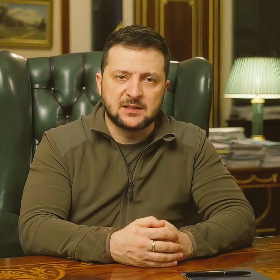 Ukraine : Zelensky admet la tentative d’attaque du pont de Crimée