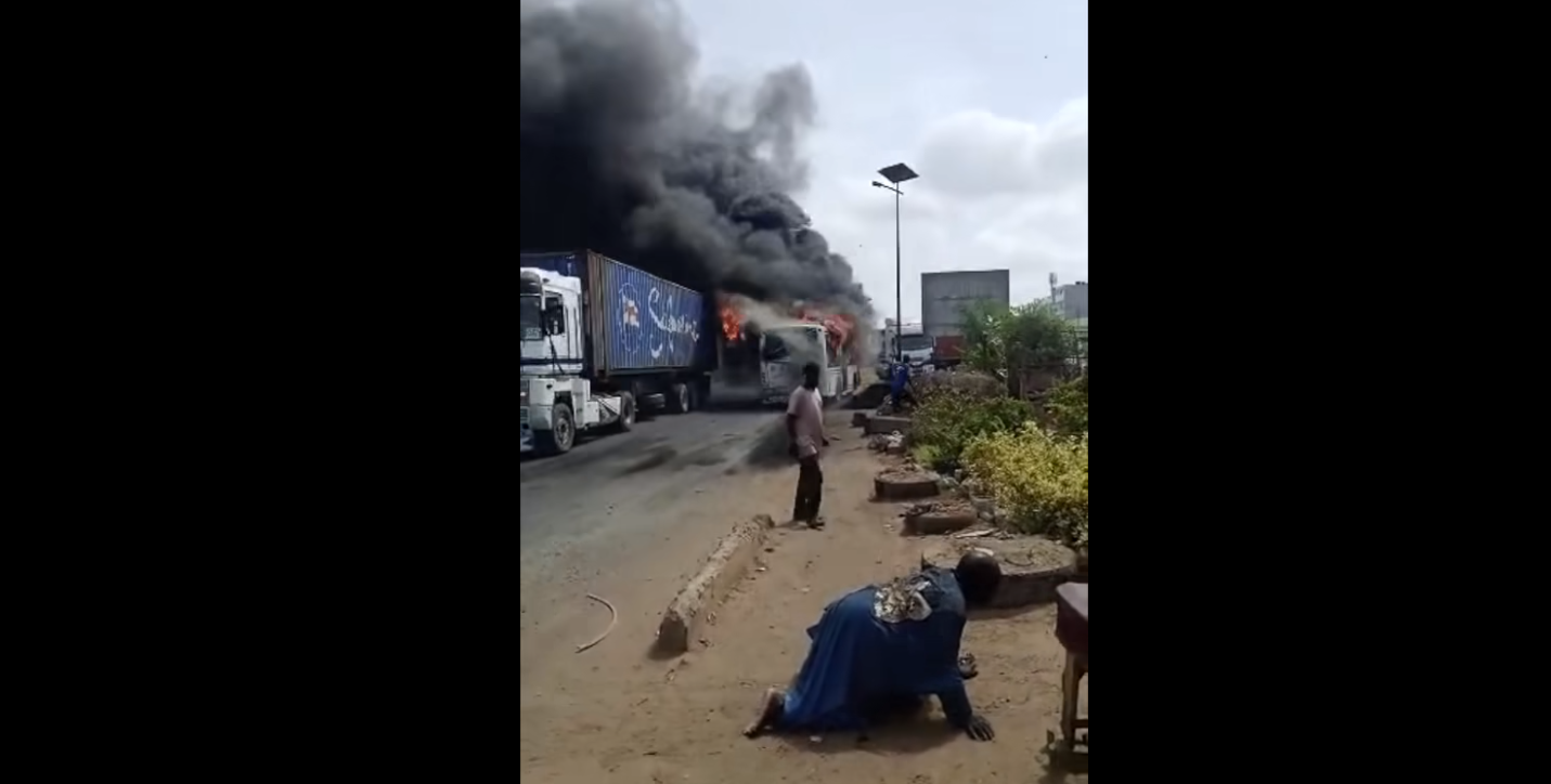 Manifestations à Yarakh : Deux morts dans un bus « Tata »