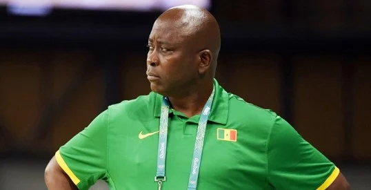  Afrobasket – Incident avec Fatou Pouye : Le coach Tapha Gaye présente ses excuses aux Sénégalais (Vidéo)