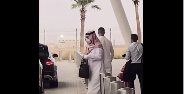 CR7 dans un qamis en Arabie saoudite : la vidéo provoque un énorme buzz !