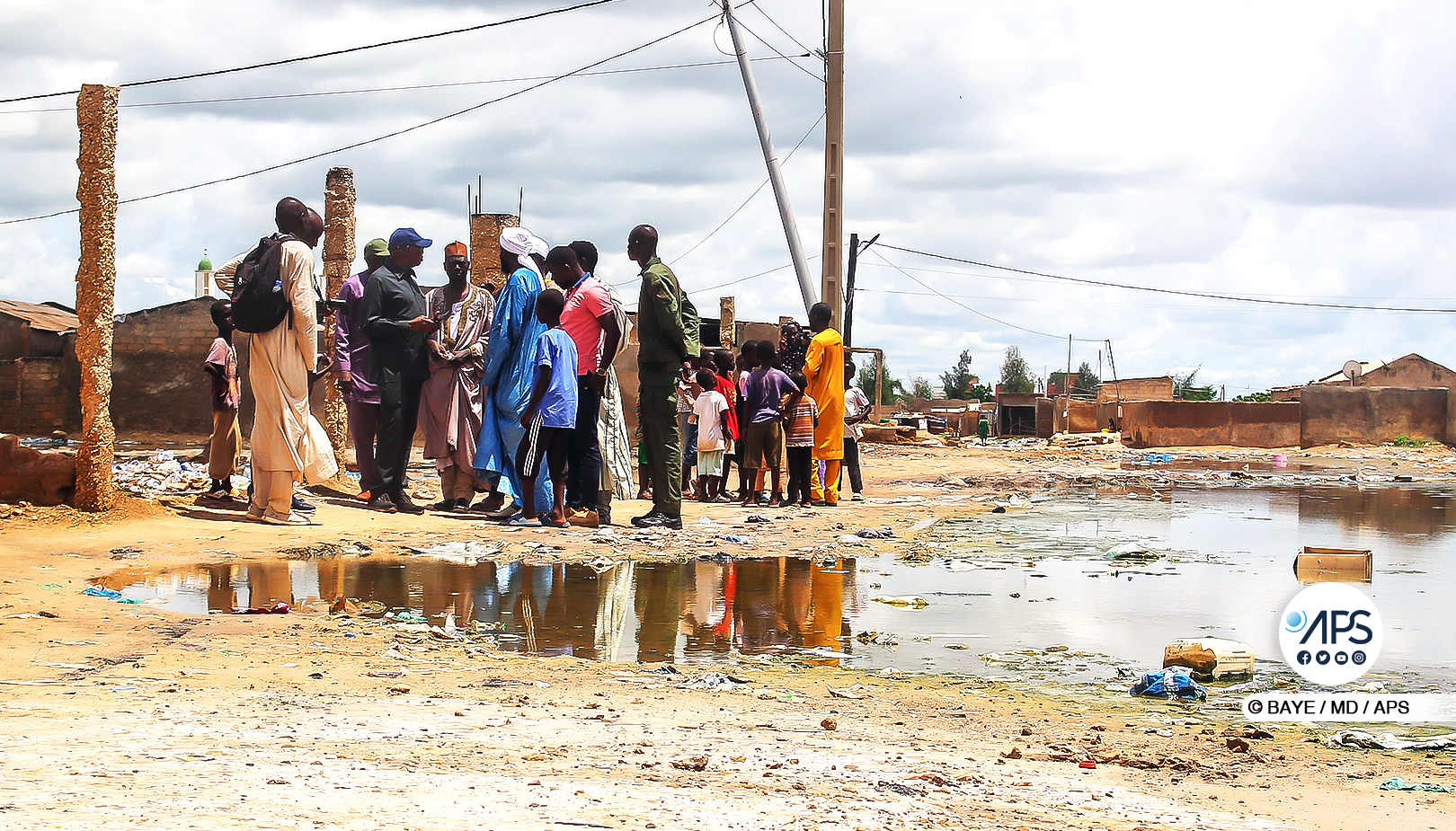 (2) Photos - Serigne Mbaye Thiam appelle à la sensibilisation pour la préservation des ouvrages d’assainissement