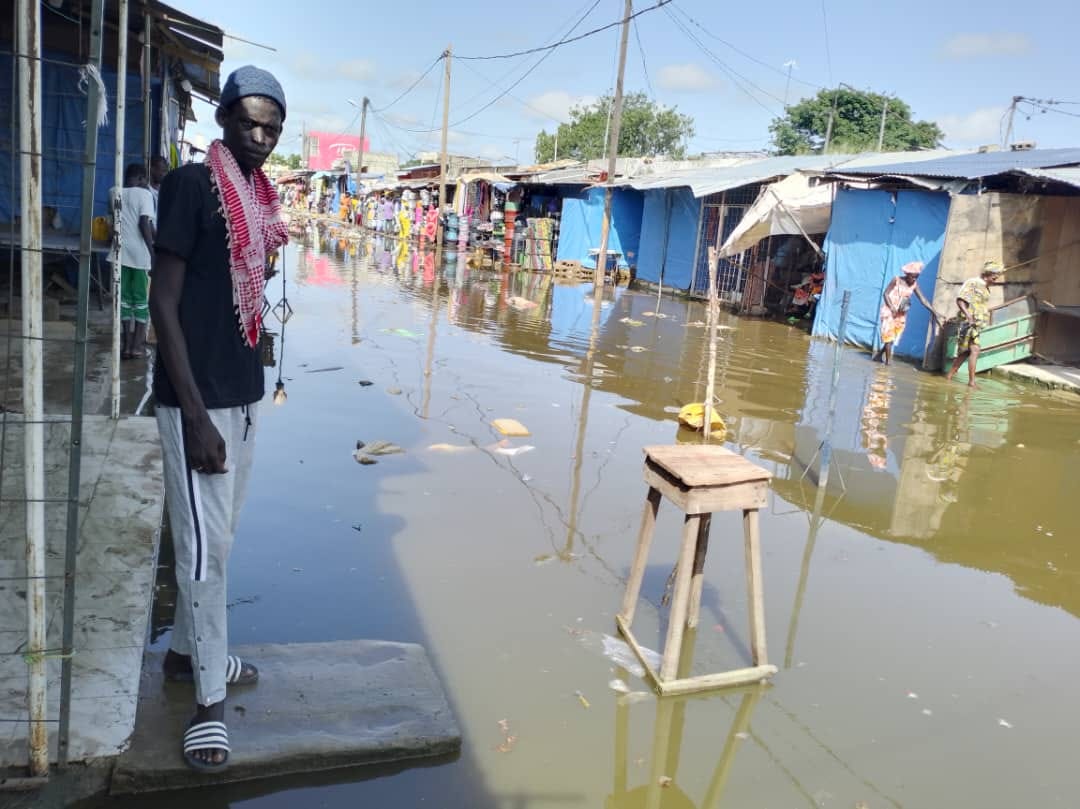 Diourbel : 300 cantines sous les eaux au marché Ndoumbé Diop