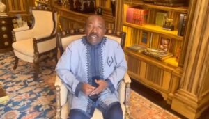 Gabon: Ali Bongo n’est plus en résidence surveillée et pourrait se diriger vers le Maroc