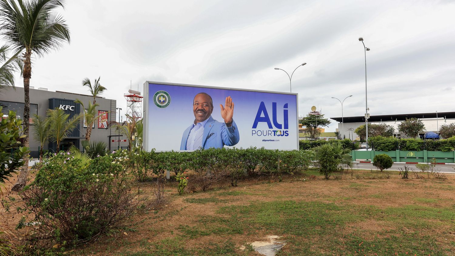 Gabon : un coup d’État qui fait vaciller le clan Bongo et le Parti démocratique