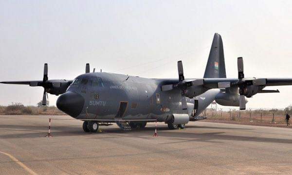 Guinée : Incident à Conakry, un avion militaire provoque la fermeture de l’aéroport