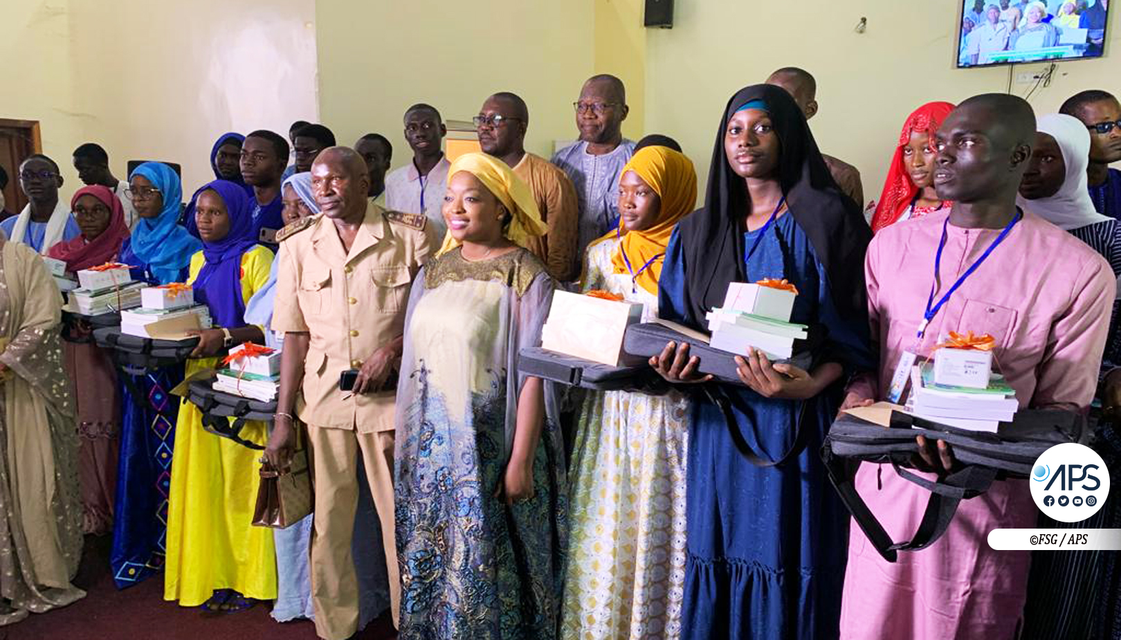 Photo: 181 meilleurs bacheliers récompensés à Touba lors d’un événement de la Convention universelle du Baol