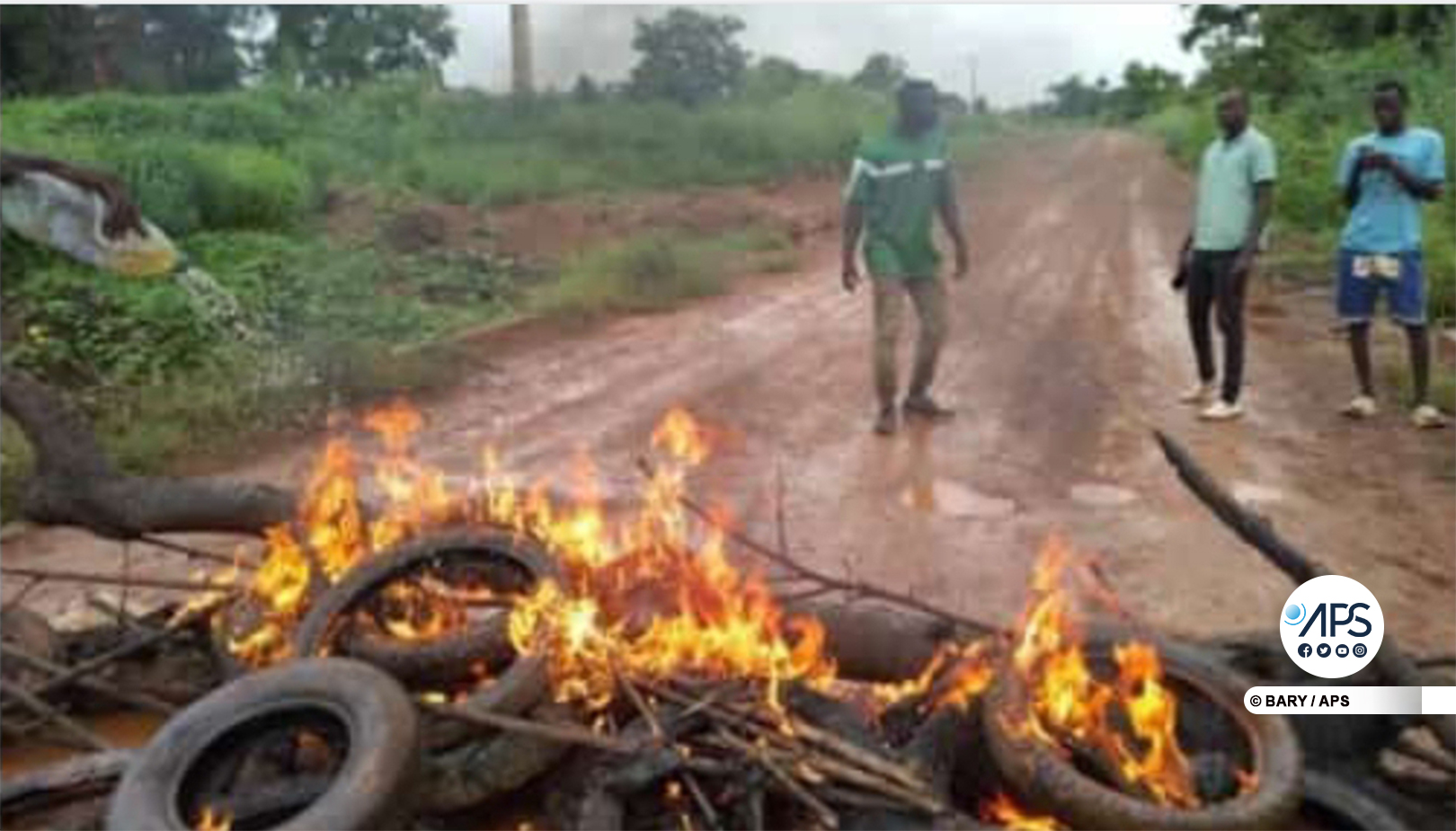 Photo: Affrontements à Kédougou suite à la modification de l’arrêté sur le recrutement de main d’œuvre locale