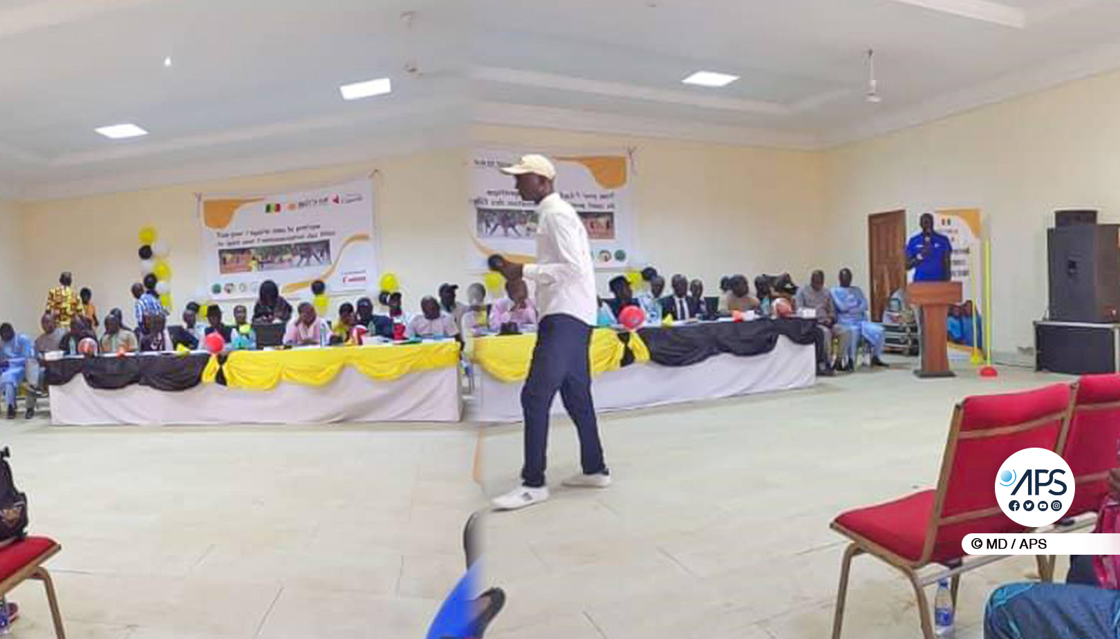 Photo: Cent neuf filles de Sédhiou et Ziguinchor diplômées en coaching sportif grâce au projet 