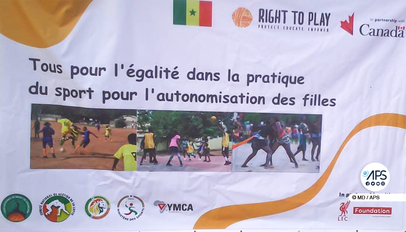 Photo: Cent neuf filles de Sédhiou et Ziguinchor diplômées en coaching sportif grâce au projet ‘right to play’