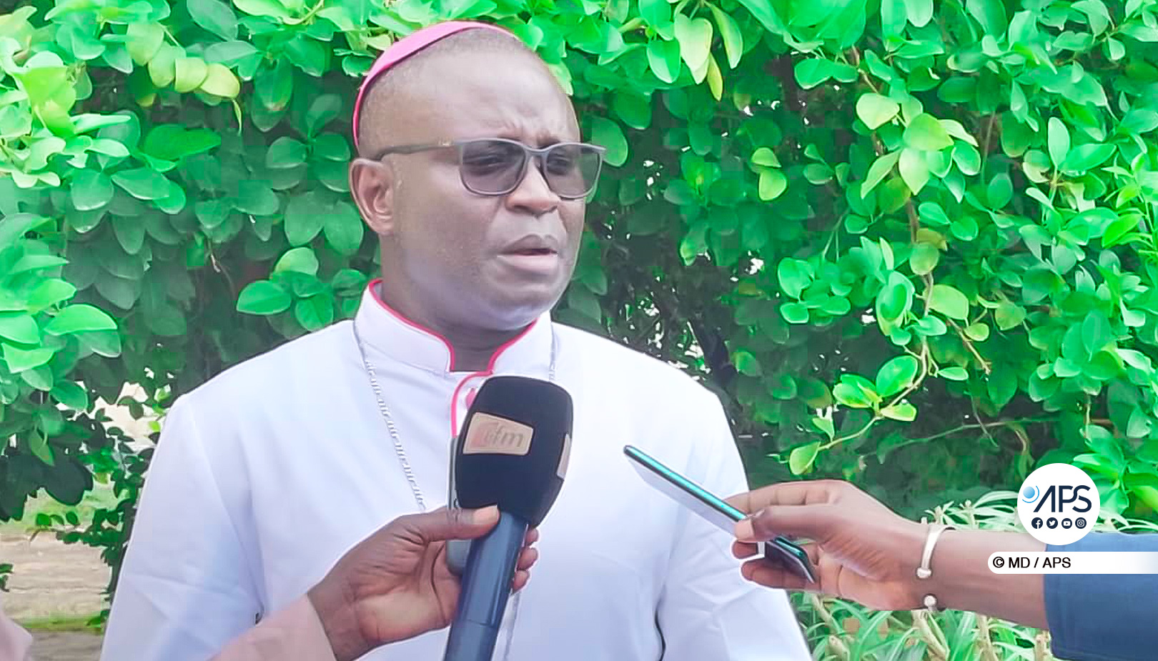 Photo – Mgr André Gueye exhorte les jeunes à éviter l’émigration clandestine