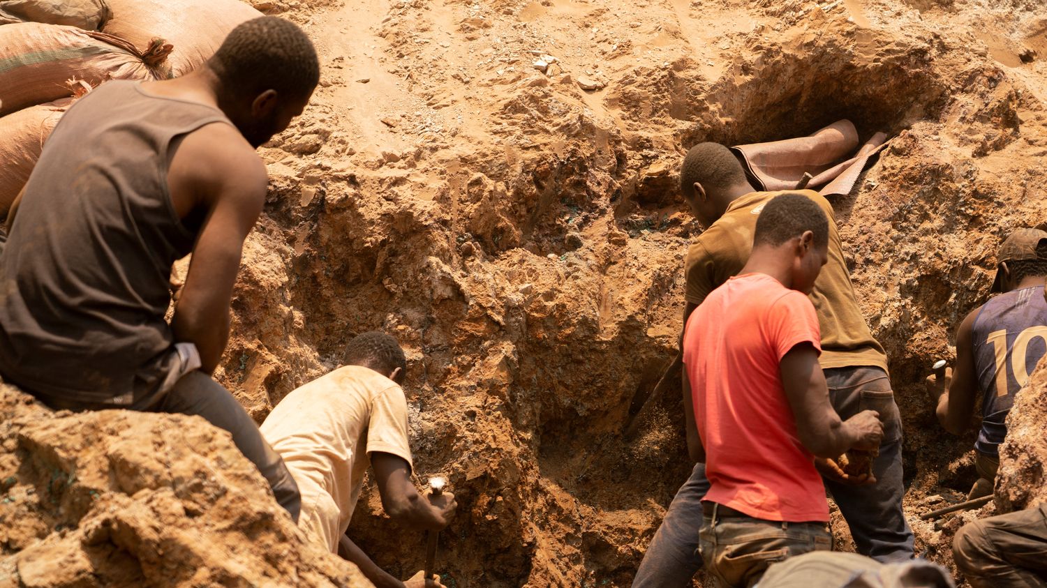 République Démocratique du Congo et Bolivie : les populations locales ne profitent pas des richesses minières