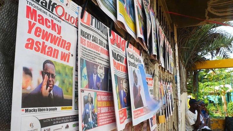 Tournée religieuse de Macky SALL : réactions et enjeux politiques selon la presse dakaroise