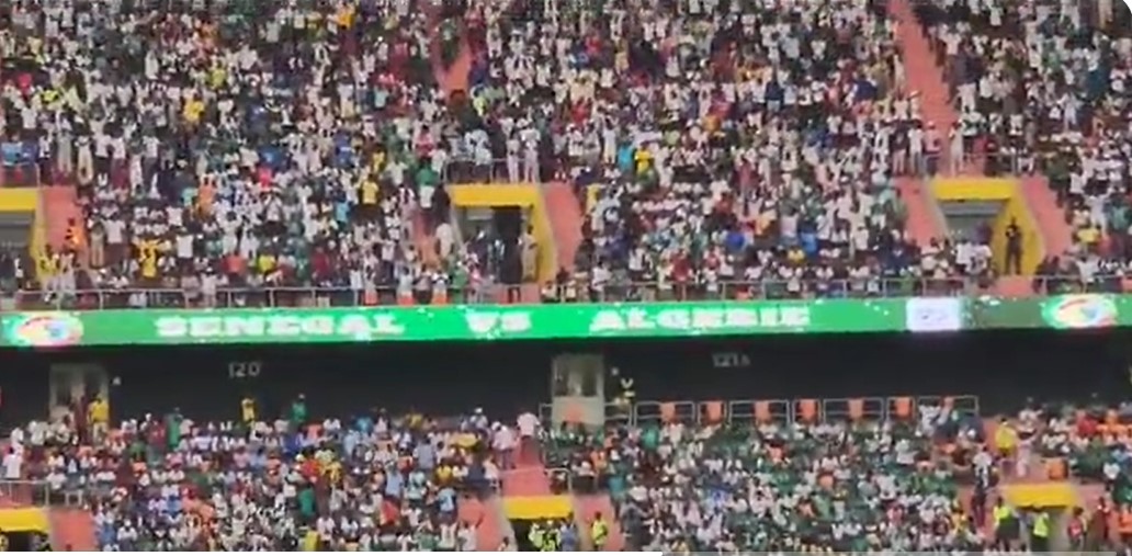 (Vidéo) Sénégal- Algérie: Le stade « Sonkorisé », regardez la chanson du moment!