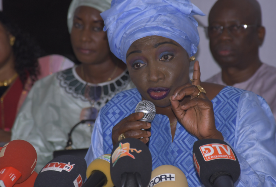 Aminata TOURE accuse la DGE de non-respect des décisions de justice