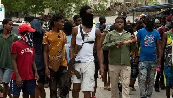 Haïti : Le Kenya déploie une force multinationale pour aider la police face aux gangs