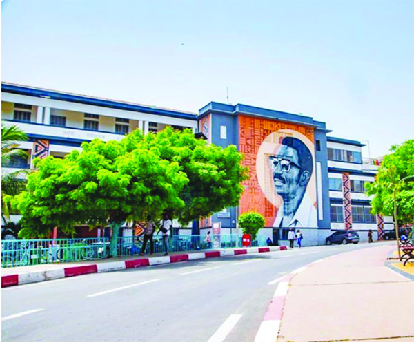 La reprise incertaine des universités sénégalaises suite aux émeutes et à la crise sanitaire