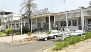 Réhabilitation de l’aéroport de Ziguinchor : 95% des travaux achevés selon le Directeur général de l’AIBD