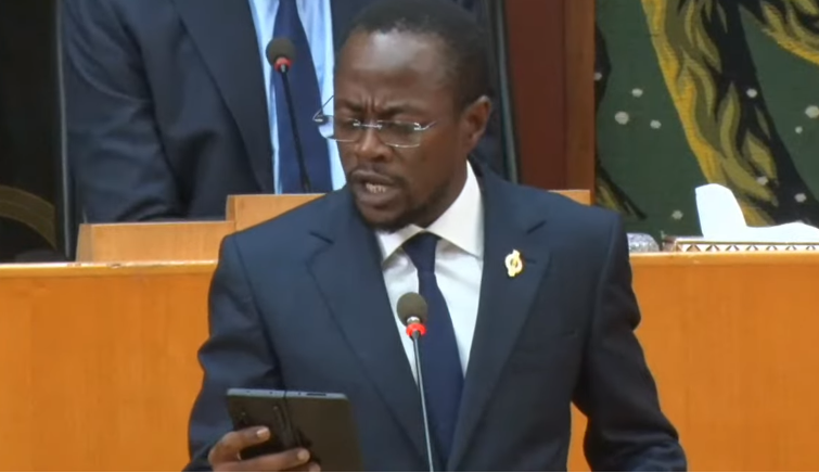 Abdou Mbow désigné Président du groupe parlementaire Benno Bokk Yakaar en remplacement de..