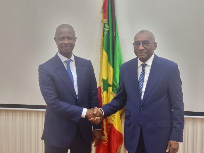 Passation de service au ministère de l’Intérieur : Un hommage chaleureux à Antoine Félix Abdalah Diome